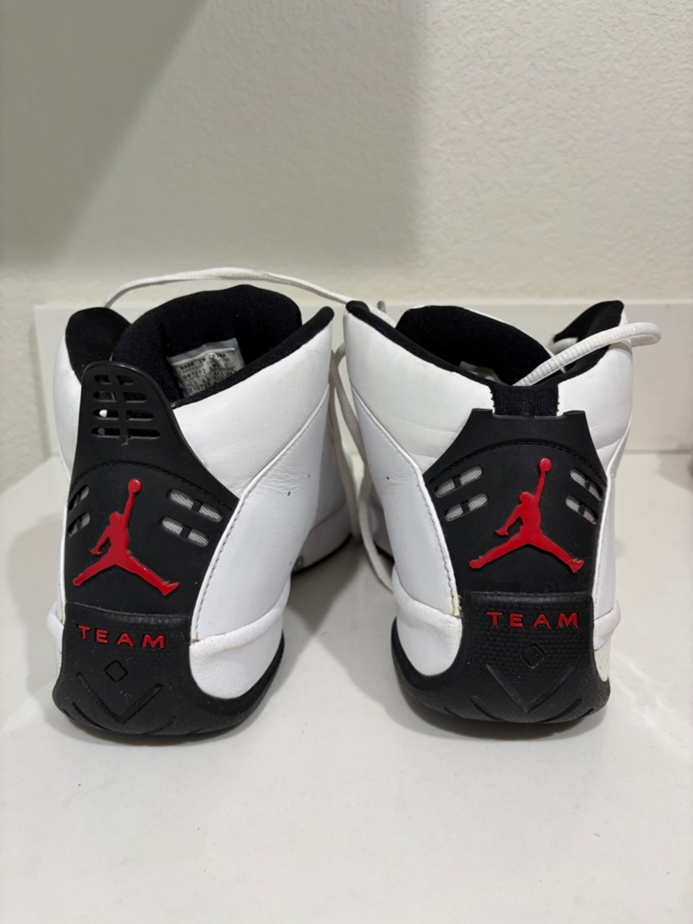 Jordan White and Black Basketball Sneakers - Picture 4 of 11